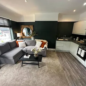 apt-luca.hotelsin-chester.com/